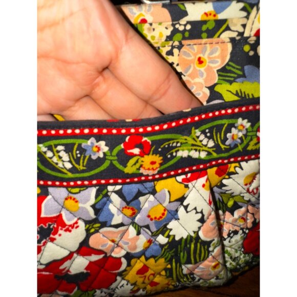 Vintage Vera Bradley Floral Carpet Bag Purse Kisslock Closure Boho Preppy Classy - Picture 8 of 8